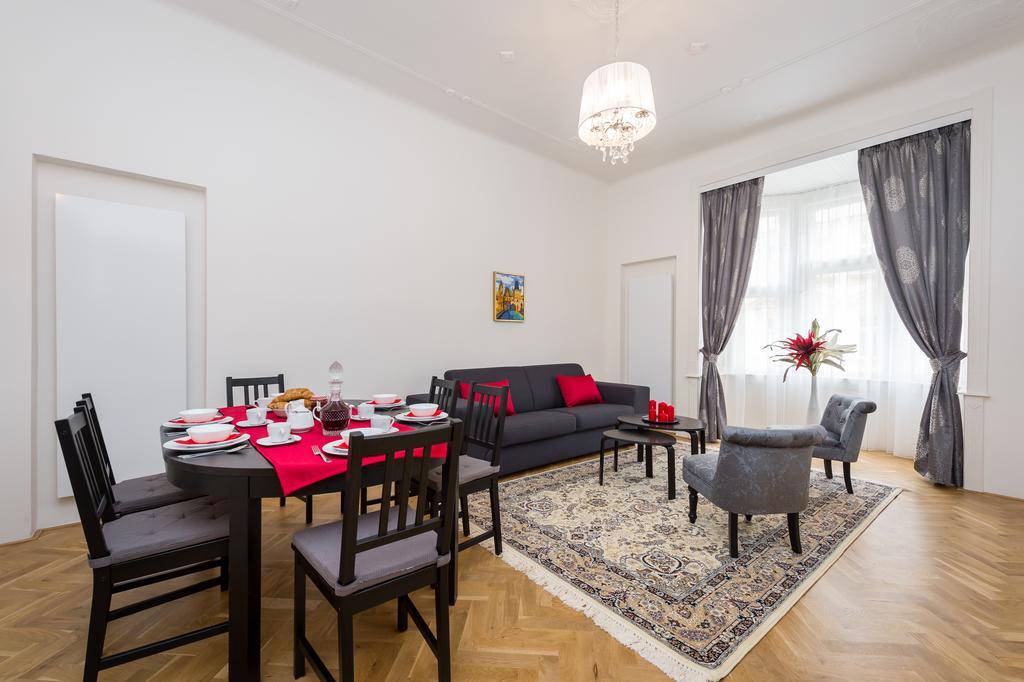 Love To Live Apartments Prague Exterior photo